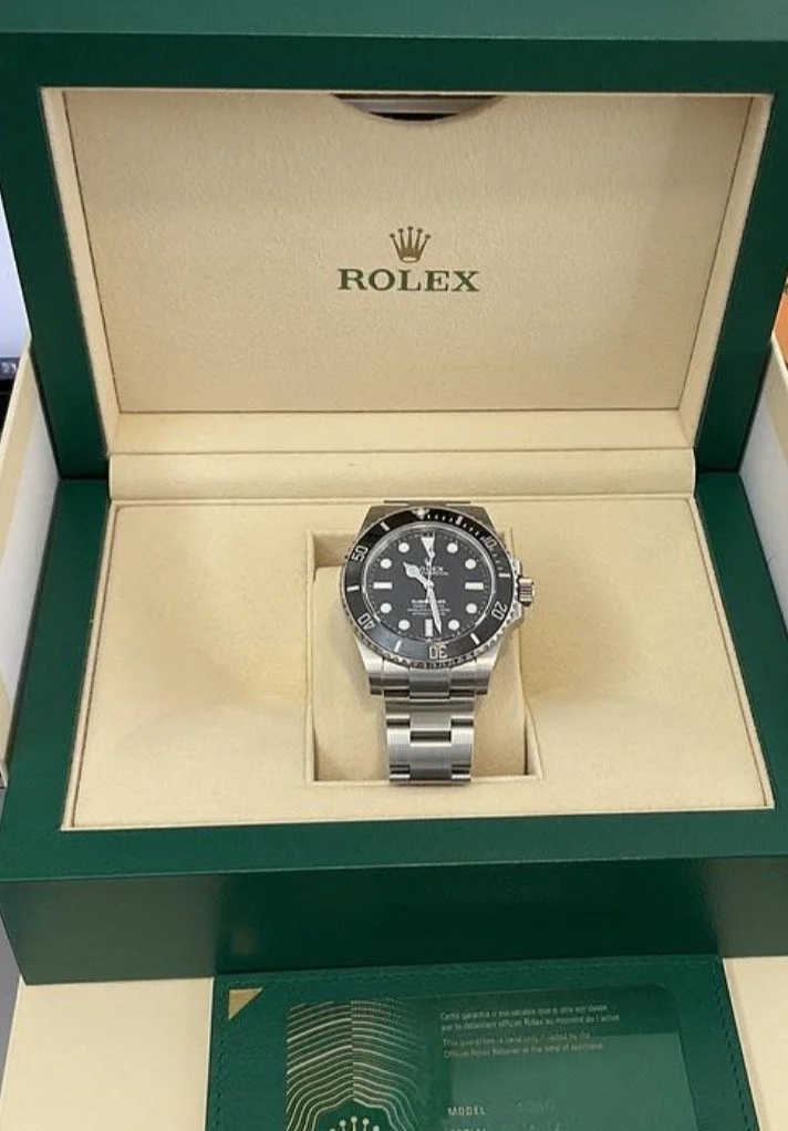 Rolex Submariner Reference 124060 Full Set Unpolished — Wind Vintage